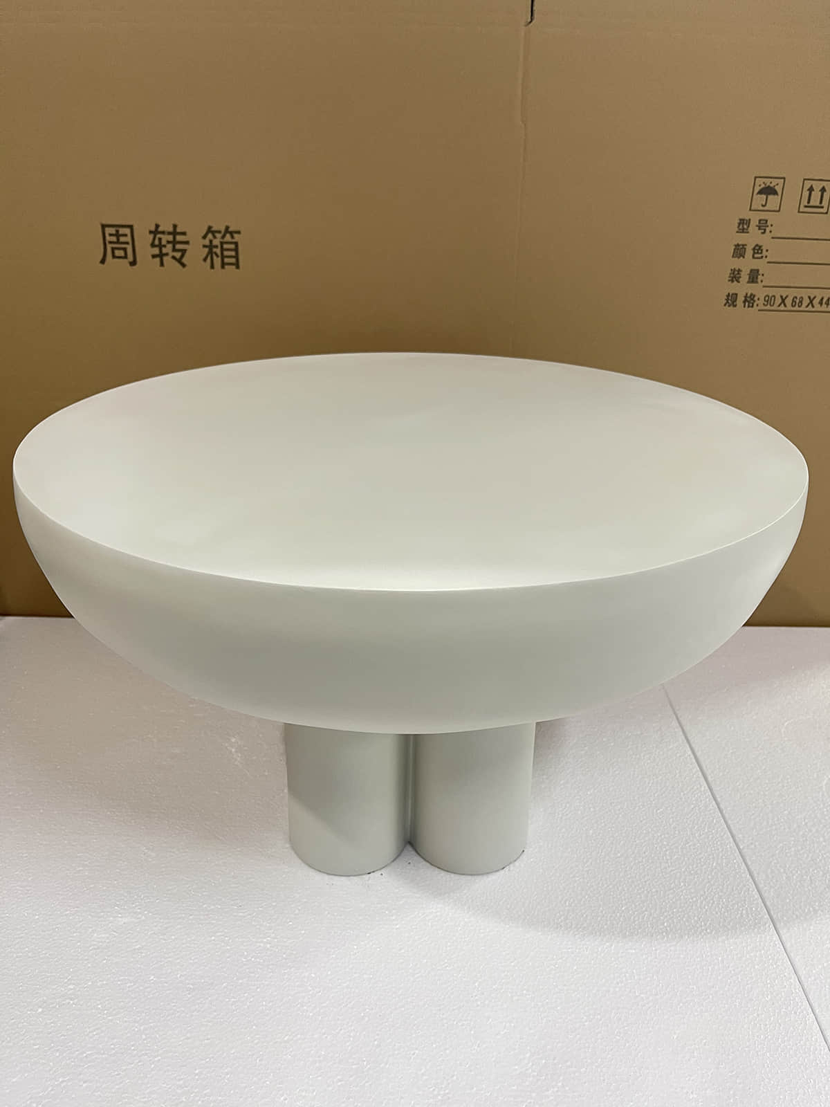 HF101-1 & HF101-2 Sculptural Fiberglass Tables HF101-1 & HF101-2 Sculptural Fiberglass Tables