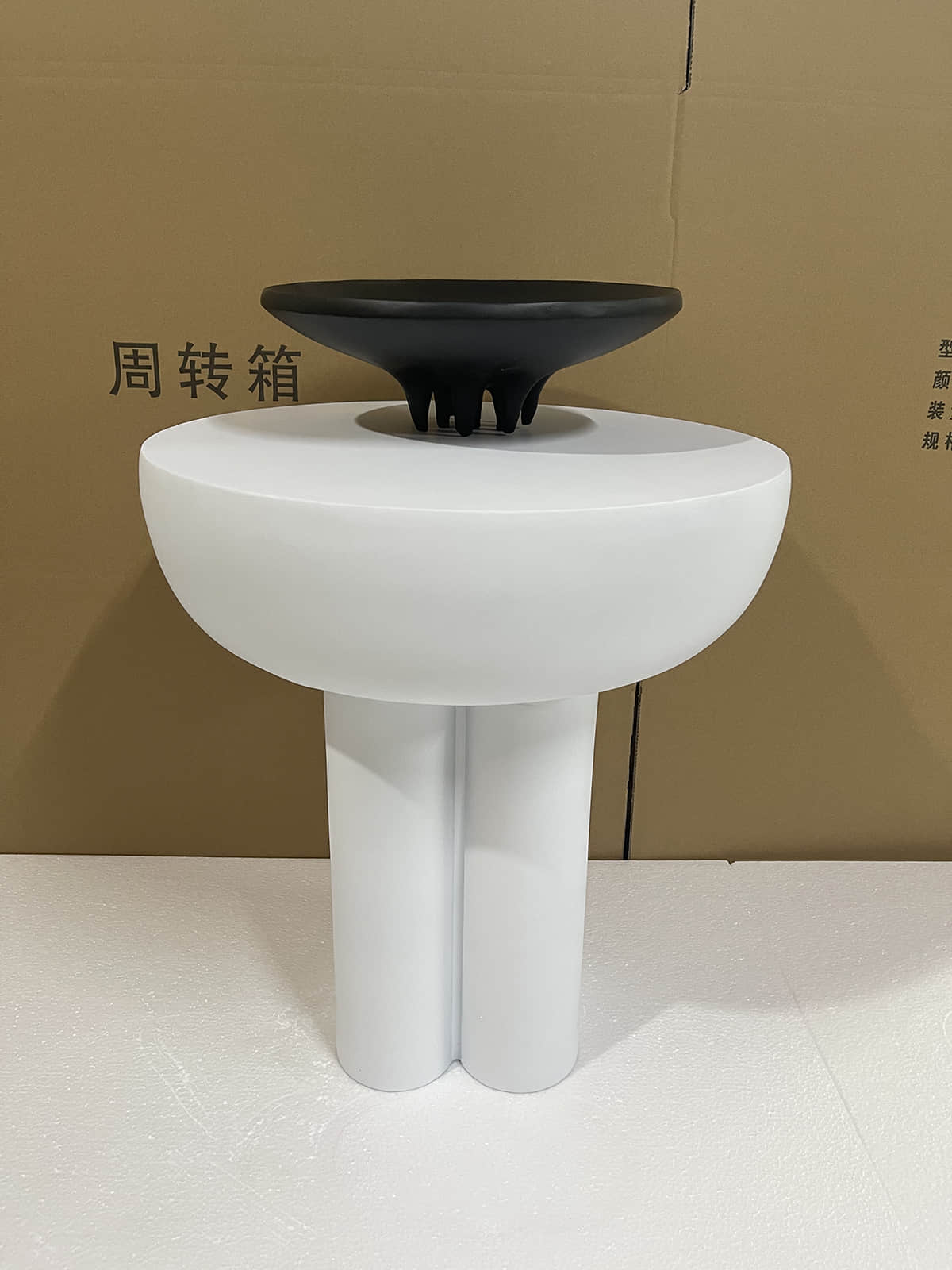 HF101-1 & HF101-2 Sculptural Fiberglass Tables HF101-1 & HF101-2 Sculptural Fiberglass Tables